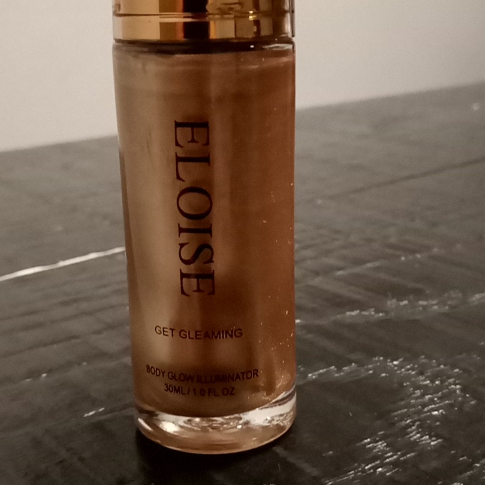 Body glow illuminator